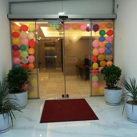 Infinity Juffair Suites Al-Manamah Bagian luar foto
