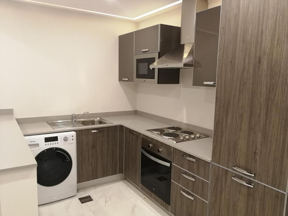 Infinity Juffair Suites Al-Manamah Bagian luar foto