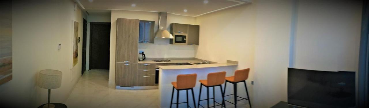 Infinity Juffair Suites Al-Manamah Bagian luar foto