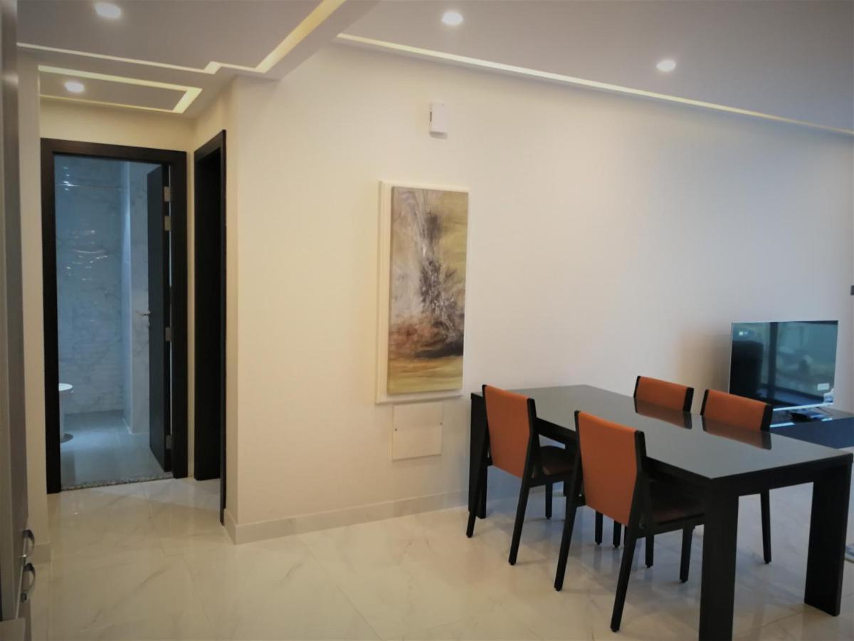 Infinity Juffair Suites Al-Manamah Bagian luar foto
